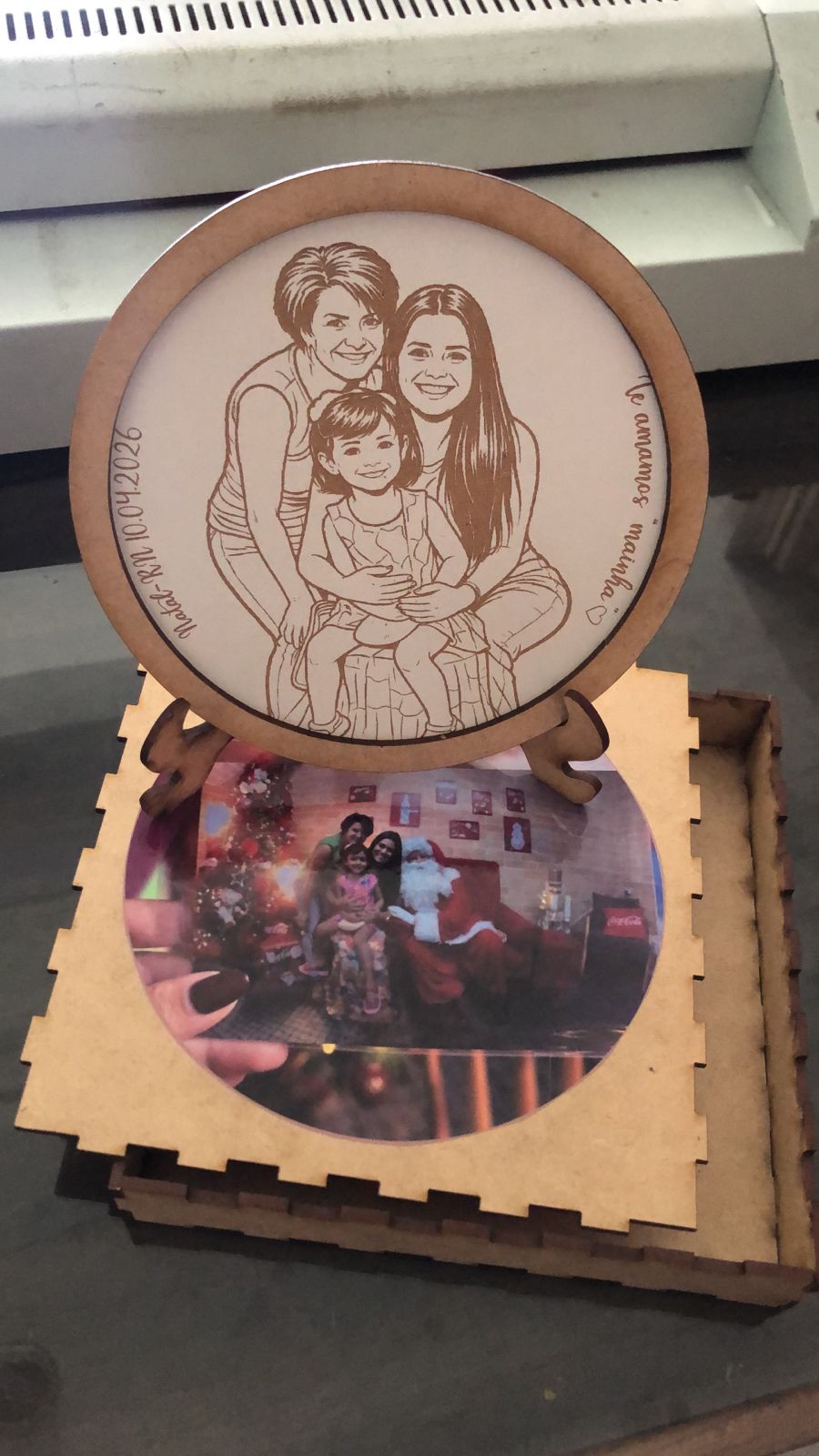 imagem do arquivo vetor para download Retrato gravado a laser