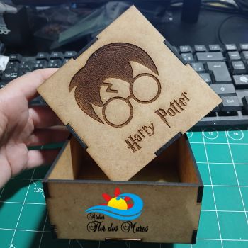 imagem do arquivo vetor para download Caixa Hary poter
