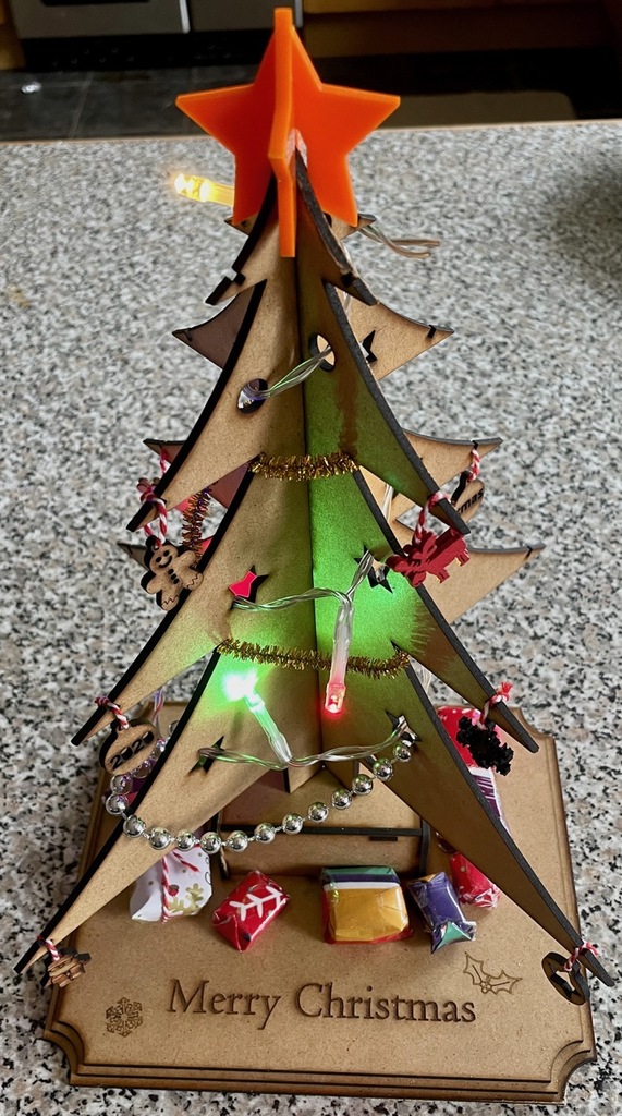 imagem do arquivo vetor para download Árvore de Natal DIY 