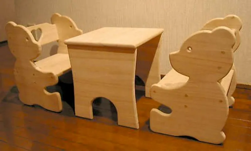 imagem do arquivo vetor para download Cadeira de urso e conjunto de mesa para crianças