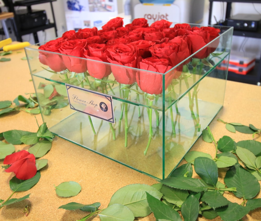 imagem do arquivo vetor para download Caixa de Flores em Acrílico Cortada a Laser