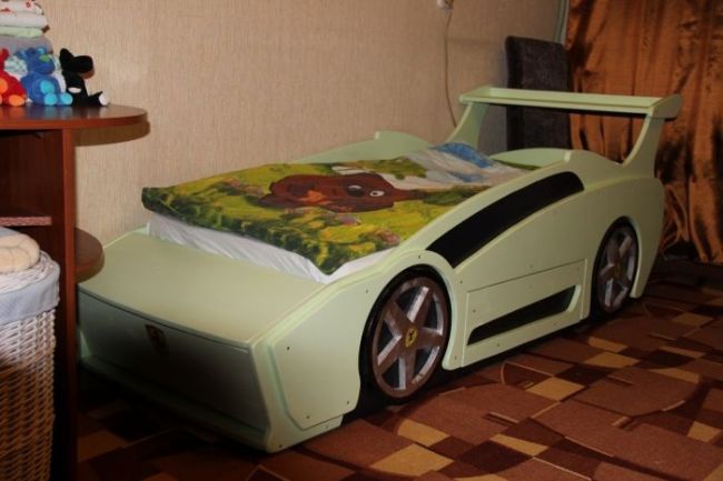 imagem do arquivo vetor para download Cama de carro de corrida