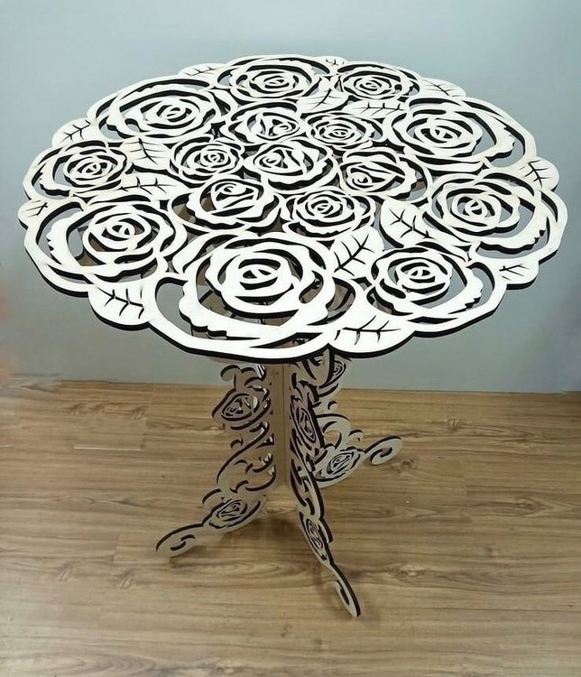 imagem do arquivo vetor para download Mesa Decorativa com Tampo de Mesa de Rosas