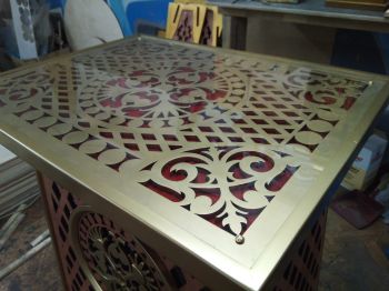 imagem do arquivo vetor para download Mesa realeza