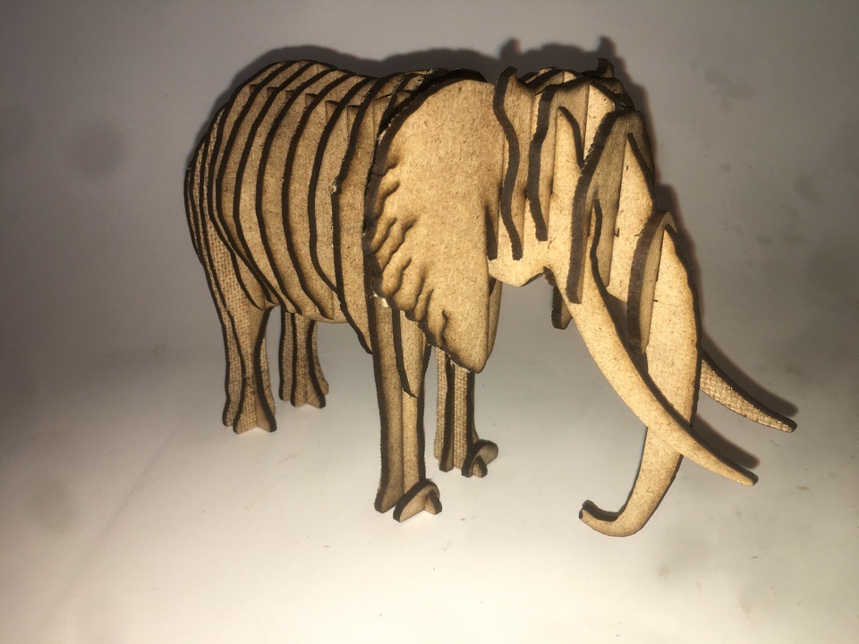 imagem do arquivo vetor para download Quebra-cabeça 3D de elefante de madeira