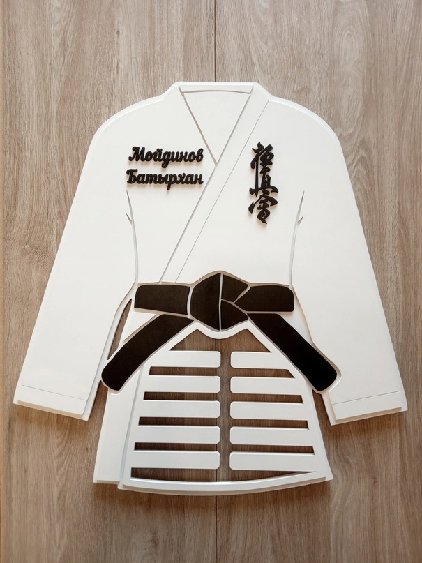 imagem do arquivo vetor para download Suporte de Medalhas de Karatê Cortado a Laser