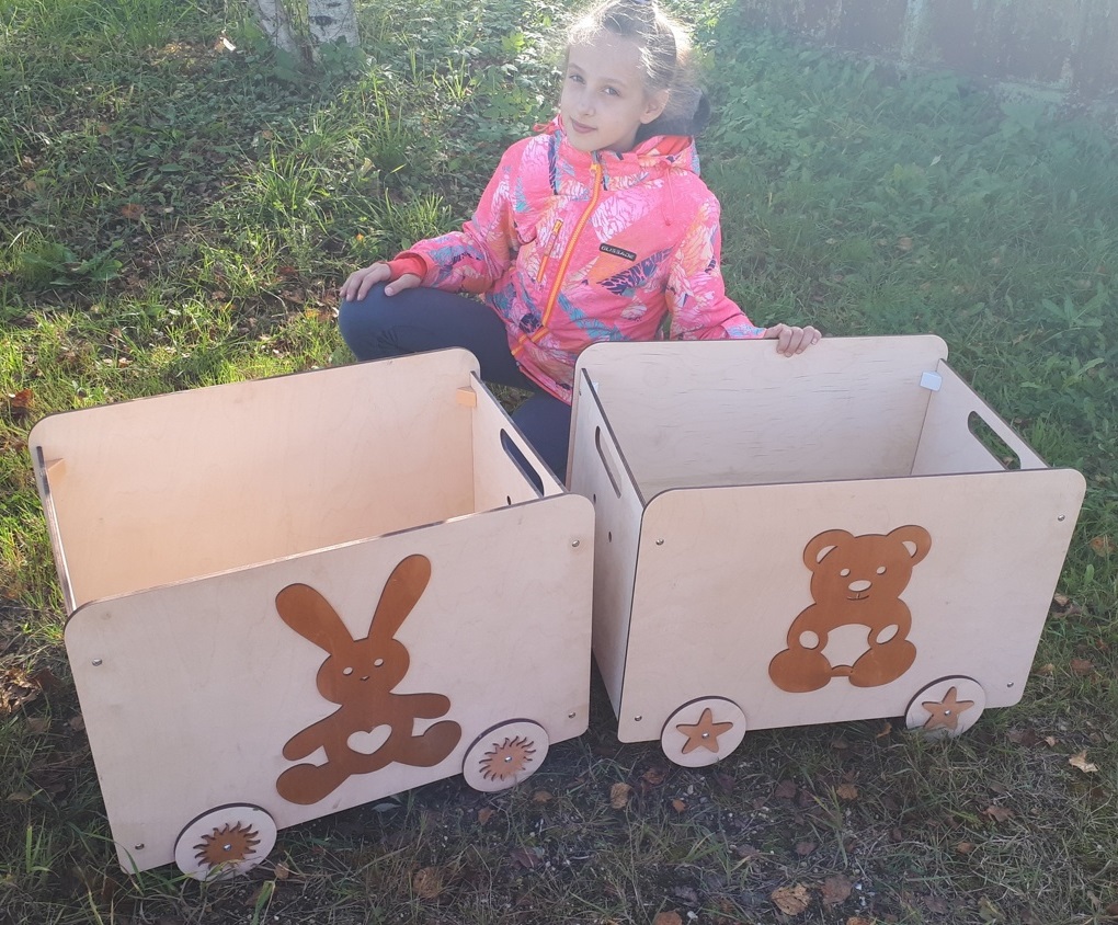 imagem do arquivo vetor para download Caixa de Brinquedos com Rodas Cortada a Laser