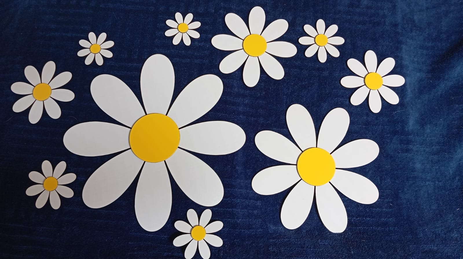 imagem do arquivo vetor para download FLORES MARGARIDA DECORATIVAS E PORTA GUARDANAPO