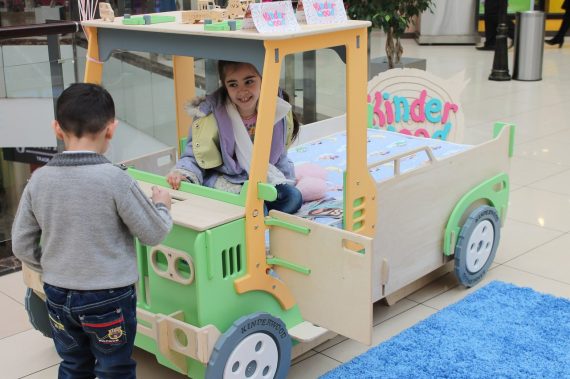 imagem do arquivo vetor para download Cama de caminhão de brinquedo cortada a laser