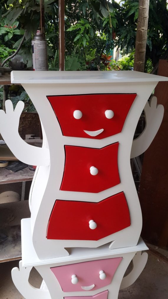 imagem do arquivo vetor para download Mesa Lateral em Madeira para Corte a CNC