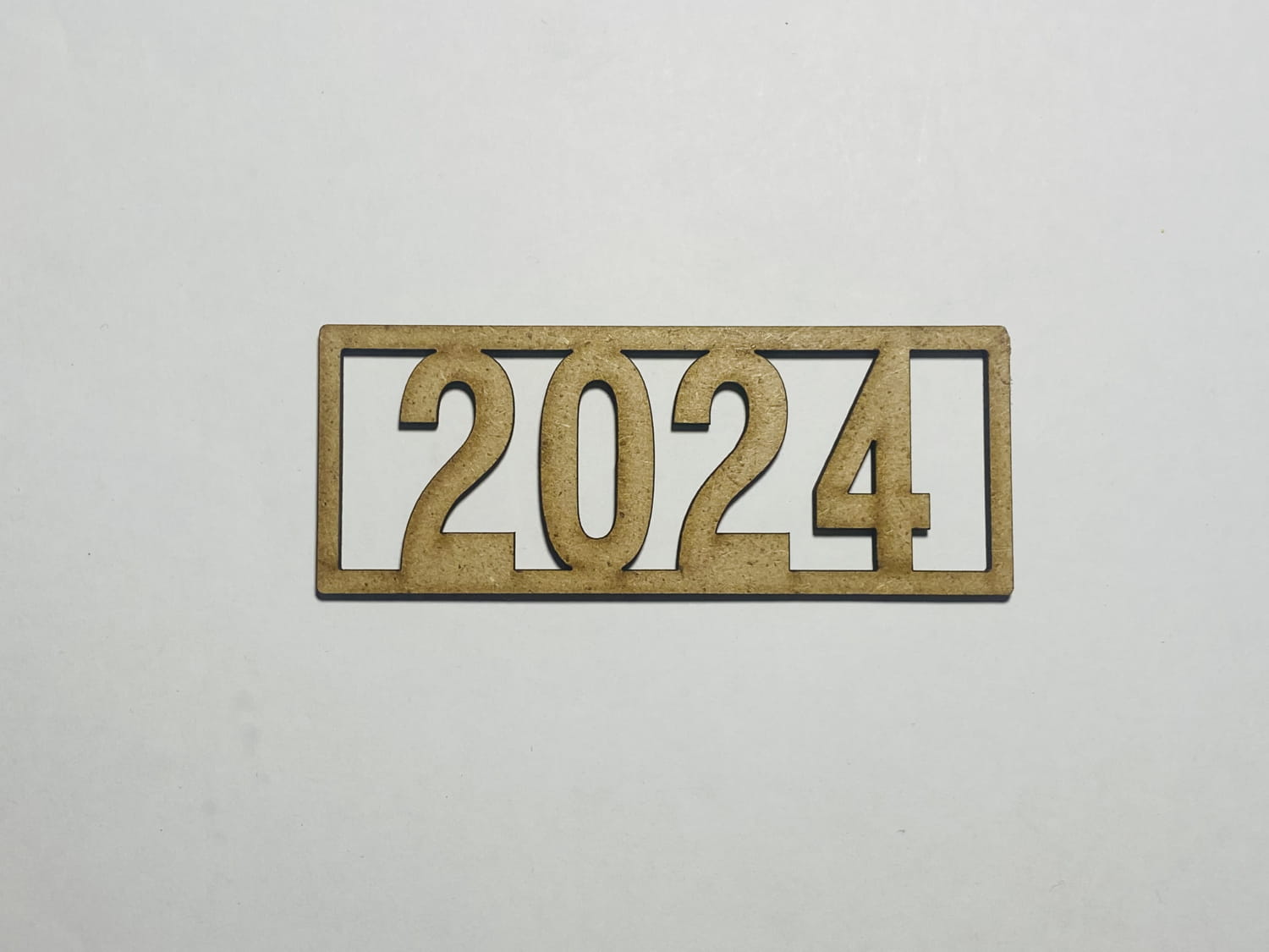 imagem do arquivo vetor para download Placa de Formatura 2024 em Madeira