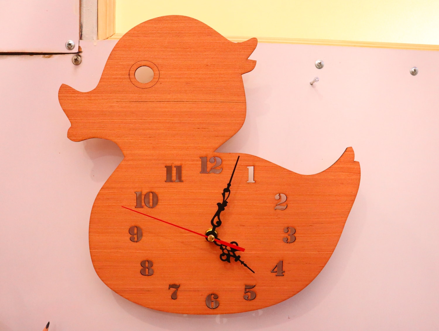 imagem do arquivo vetor para download Relógio de Parede Pato para Quarto Infantil 