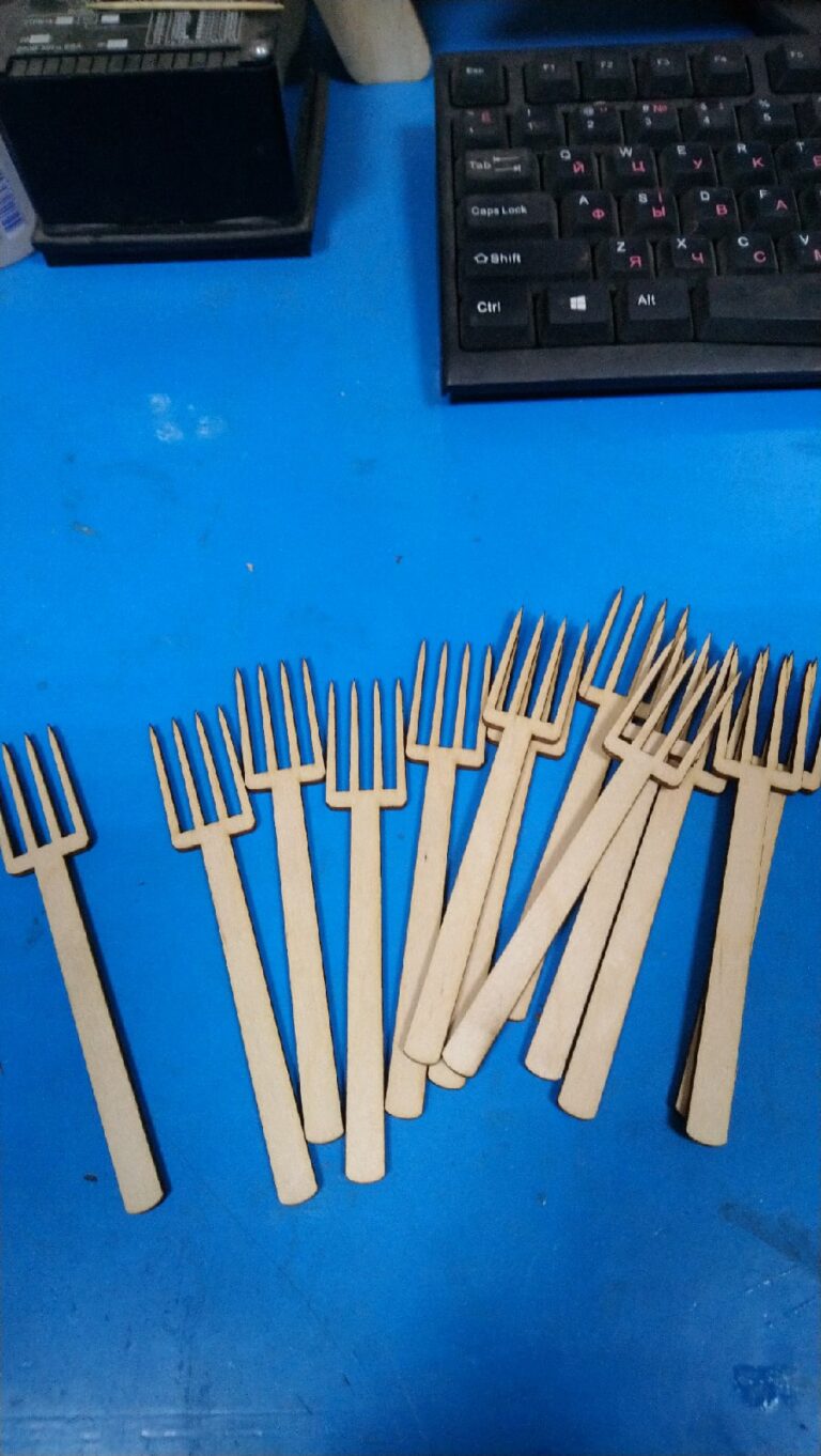 imagem do arquivo vetor para download Layout de Garfo para Corte a Laser