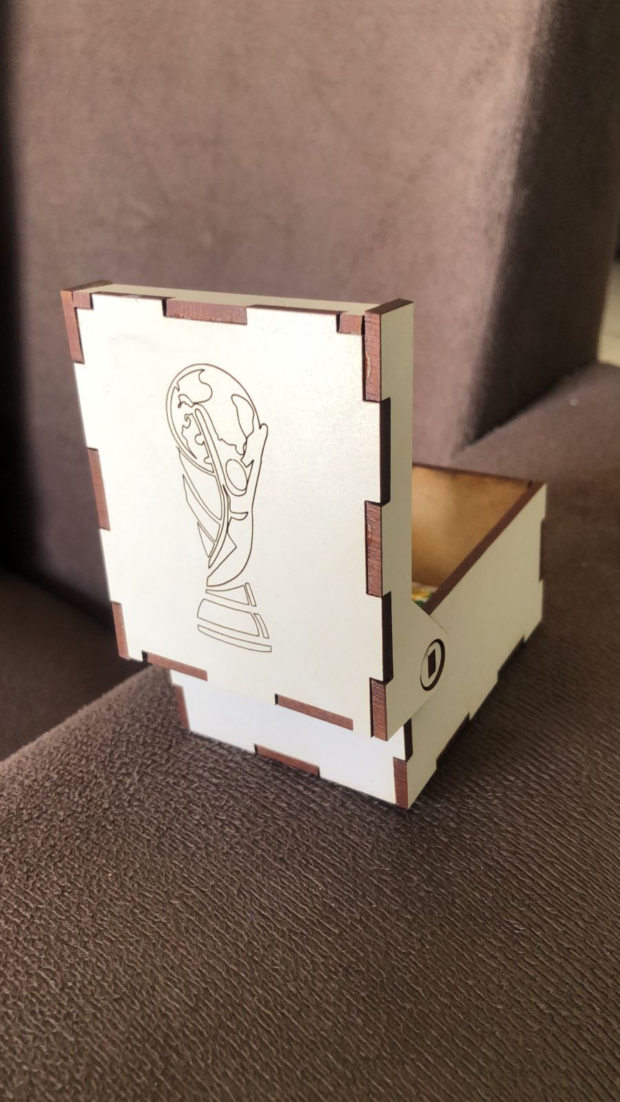 imagem do arquivo vetor para download Caixinha Porta Figurinha Copa