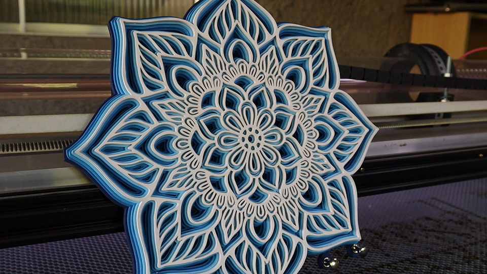 imagem do arquivo vetor para download Mandala 3D em camadas Porta Chave de parede