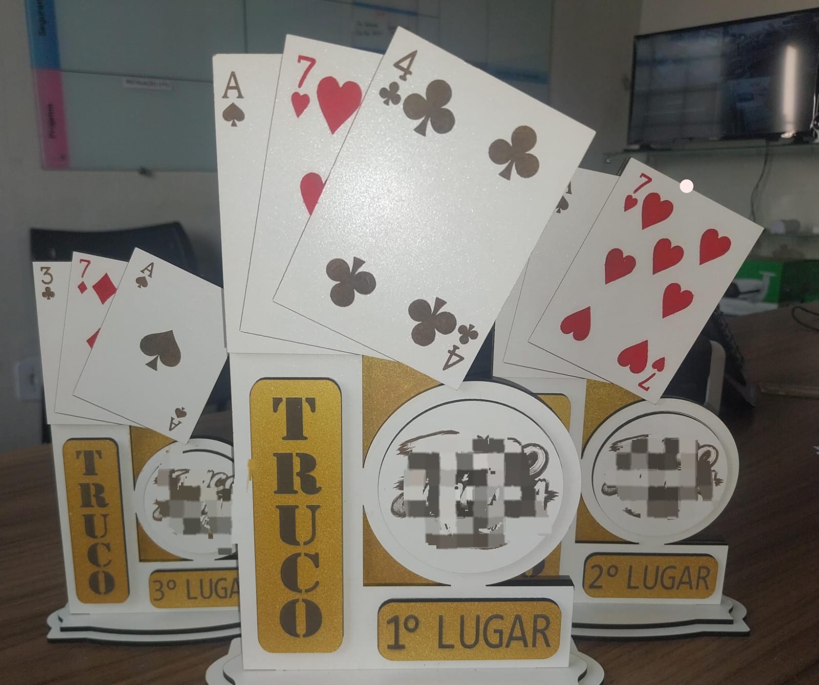 imagem do arquivo vetor para download TROFEU DE TRUCO